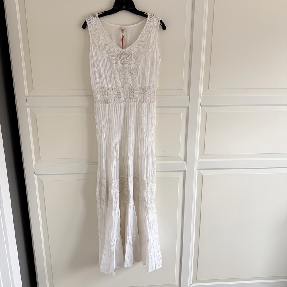 New! RAGA White Floral Maxi Dress Size Medium 23029 - Picture 2 of 12